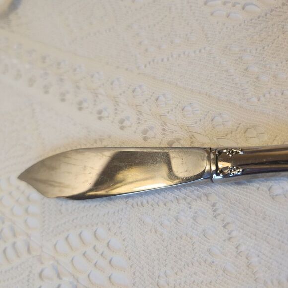 Oneida Dover ONE Butter KnifeCube Mark 18-10 Stainless Steel Flatware USA - Picture 2 of 5